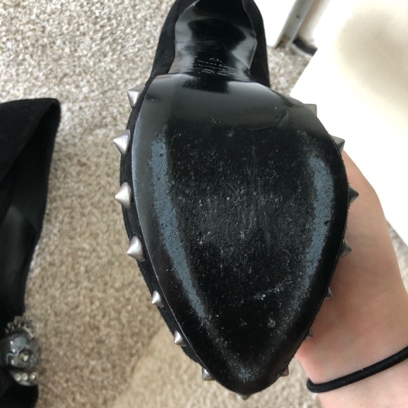 Alexander McQueen skull suede peep toe pump - Picture 4 of 6